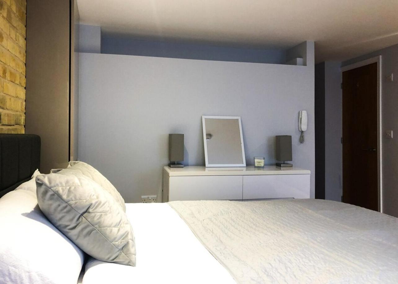 Luxury With King-size Bed In - Walk To Station And Centre *